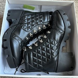 NWT Schultz Black Cory Lace Up Booties so 7.5